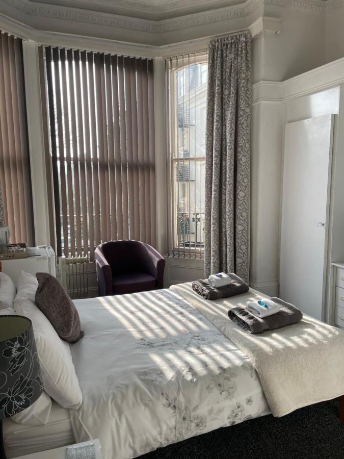 فندق Carlton House سكرابورو المظهر الخارجي الصورة