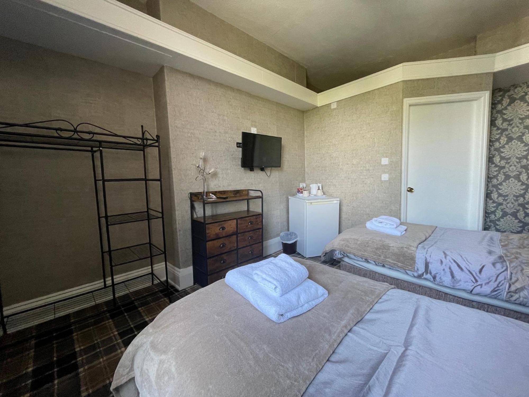 فندق Carlton House سكرابورو المظهر الخارجي الصورة