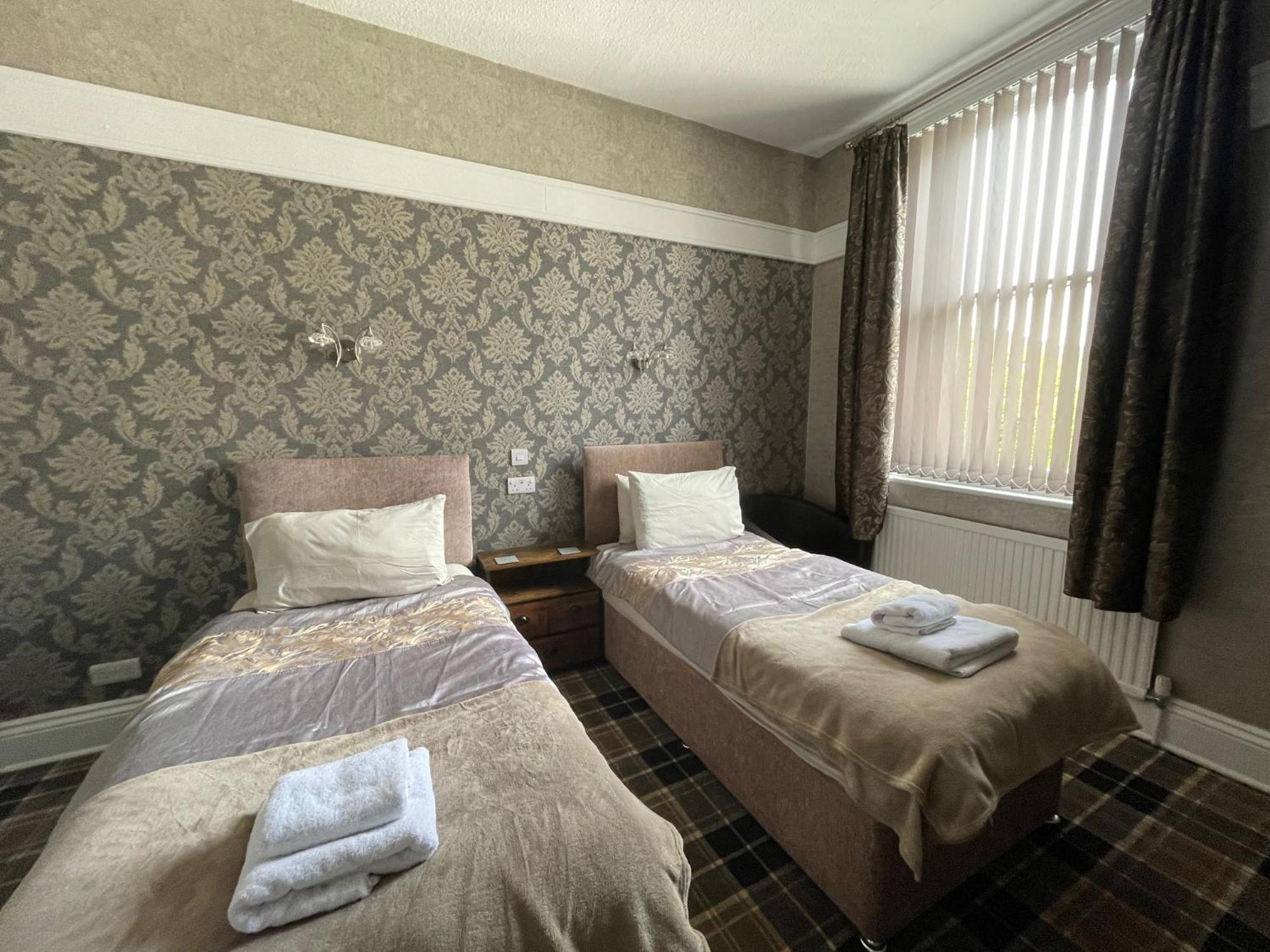 فندق Carlton House سكرابورو المظهر الخارجي الصورة